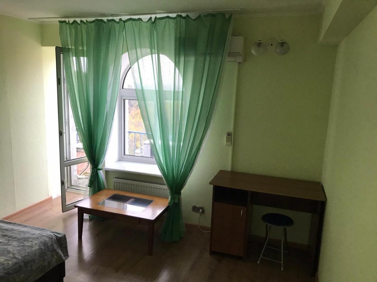 Bunker Best Mini-Hotel Kijów Zewnętrze zdjęcie